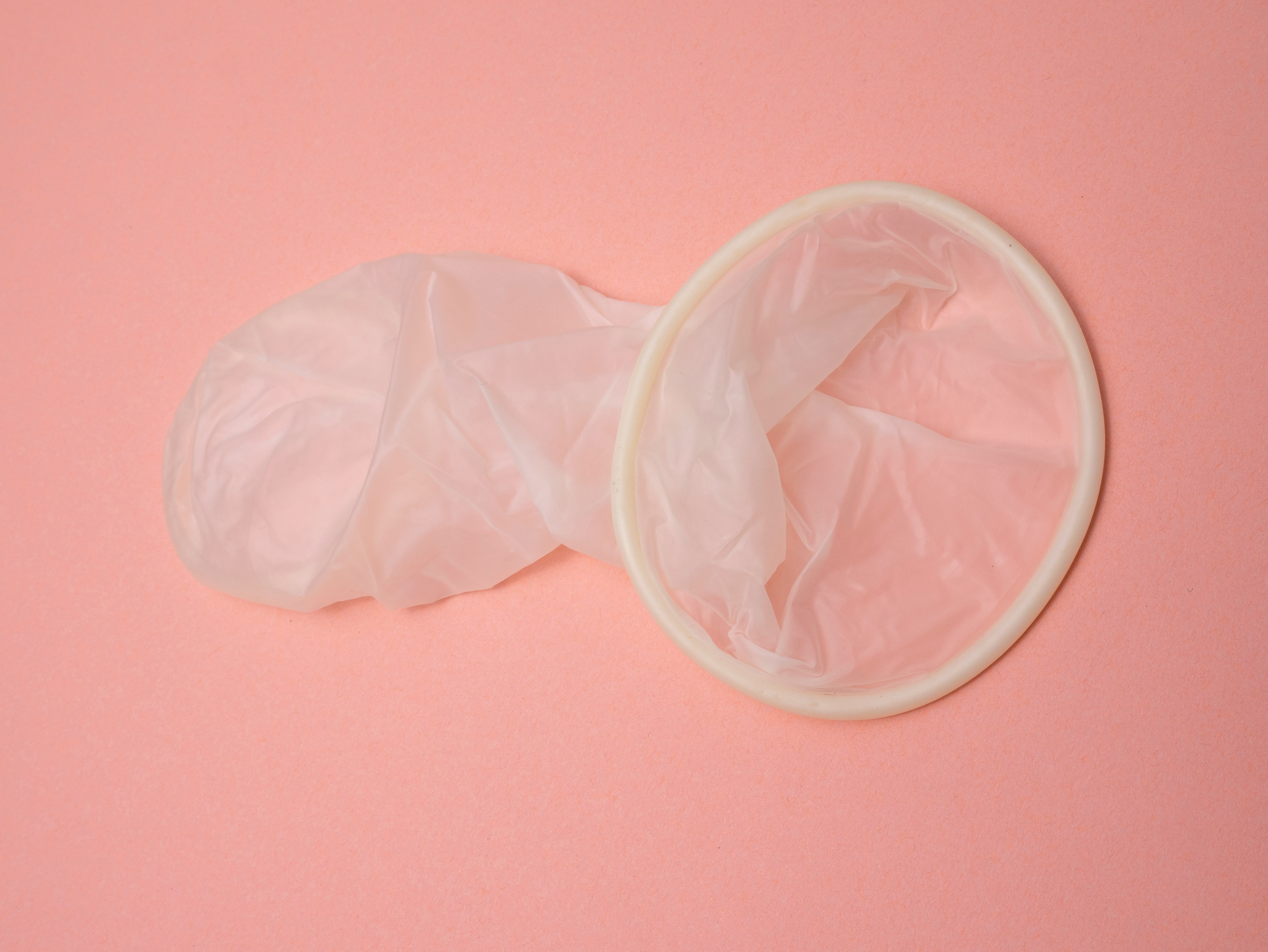 How to use female condom